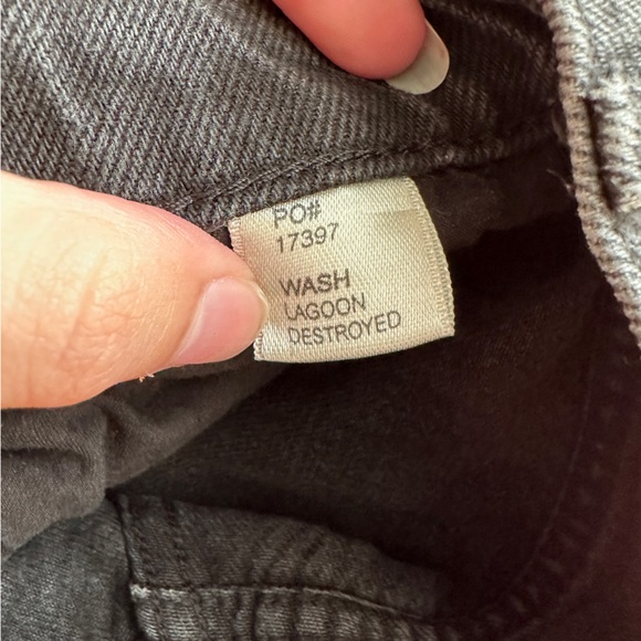 Reformation Cynthia High Rise Straight Jeans in Lagoon Destroyed Black 27 - Picture 6 of 9